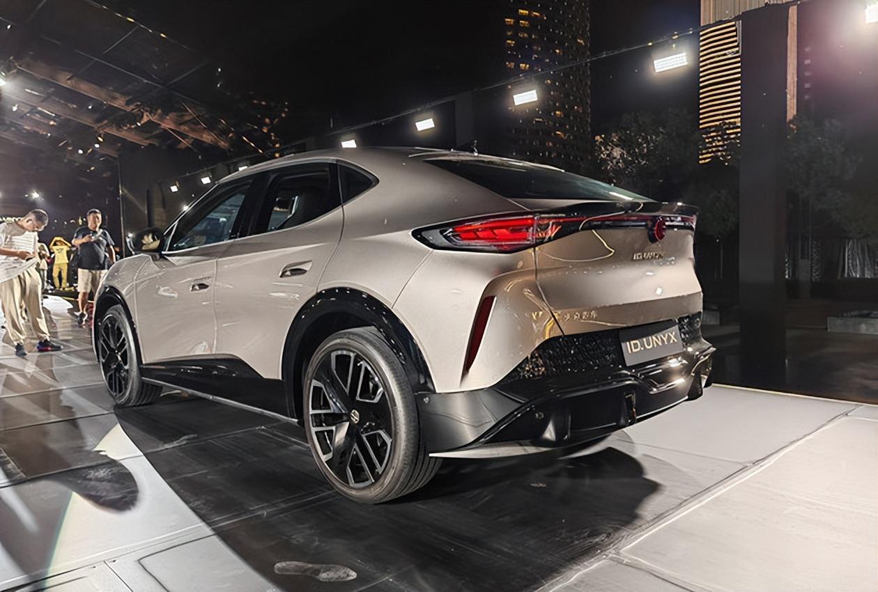 售價(jià)20.99萬元起！大眾首款金標(biāo)SUV ID.UNYX 與眾正式上市