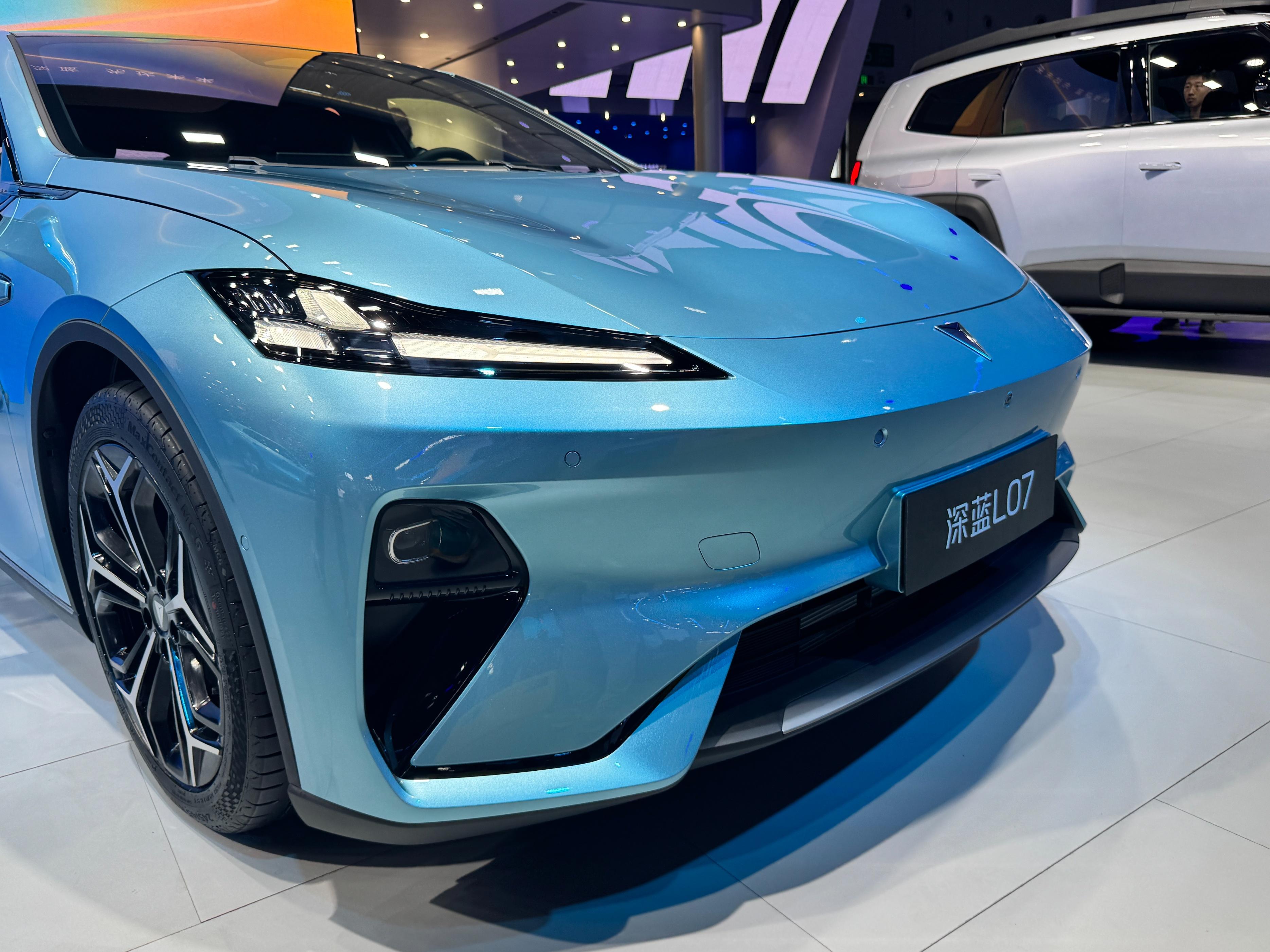 【成都車展】深藍(lán)L07首發(fā)亮相，預(yù)計(jì)2024年下半年上市