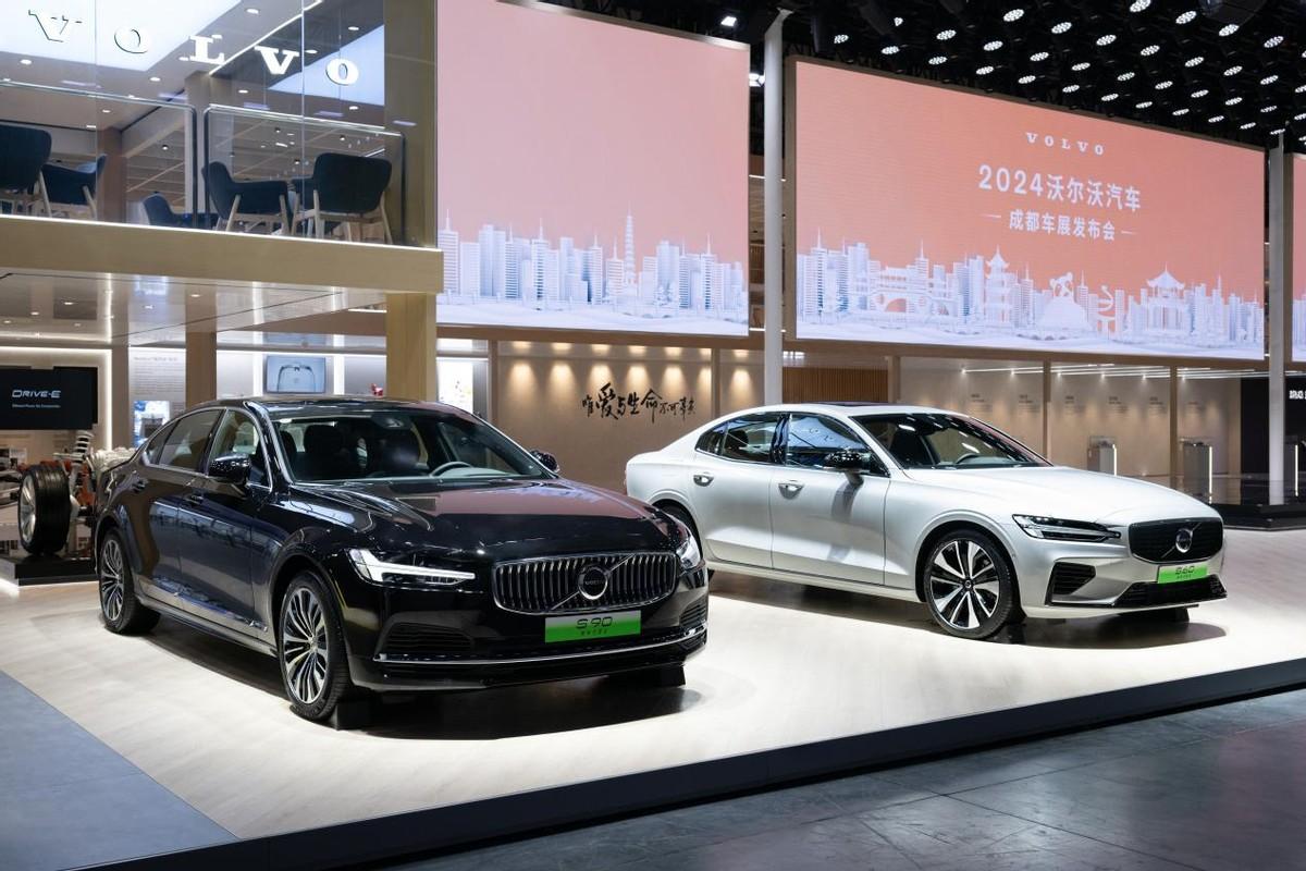 探館成都車展，第一視角解讀沃爾沃絕殺利器——全能型插混家族