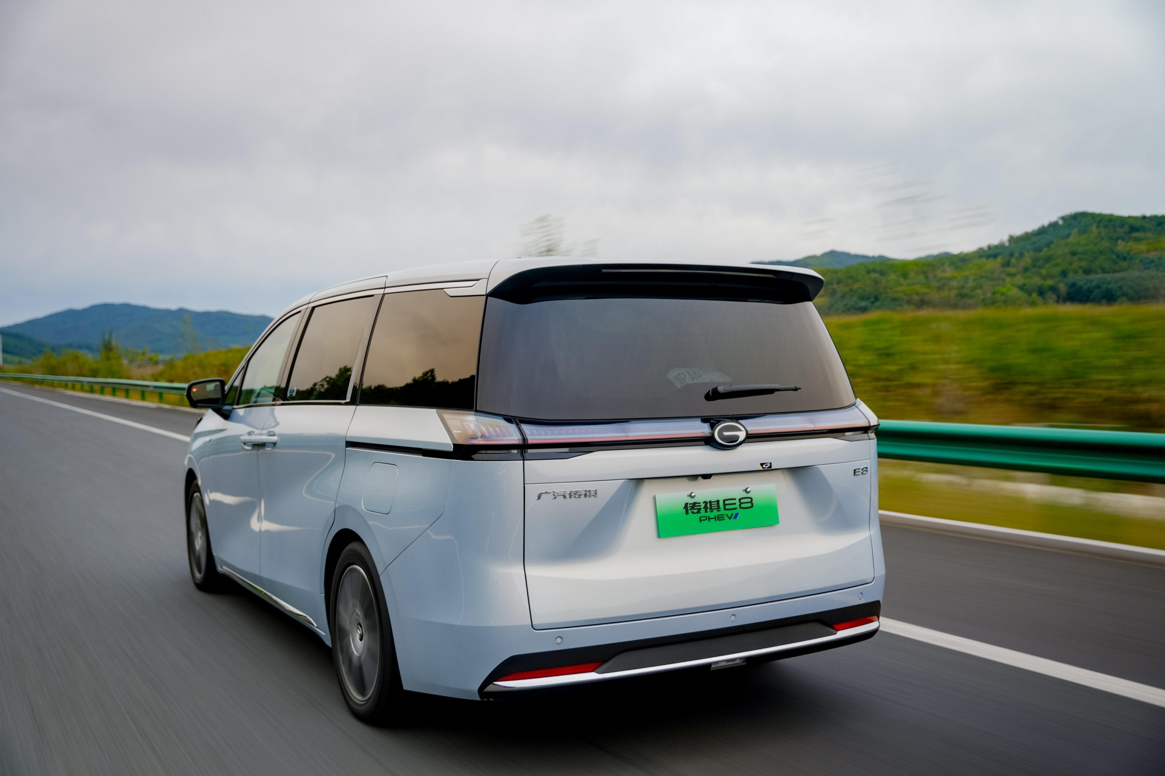 售價(jià)23.28萬(wàn)元起！廣汽傳祺全新E8 在2024天津車展亮相