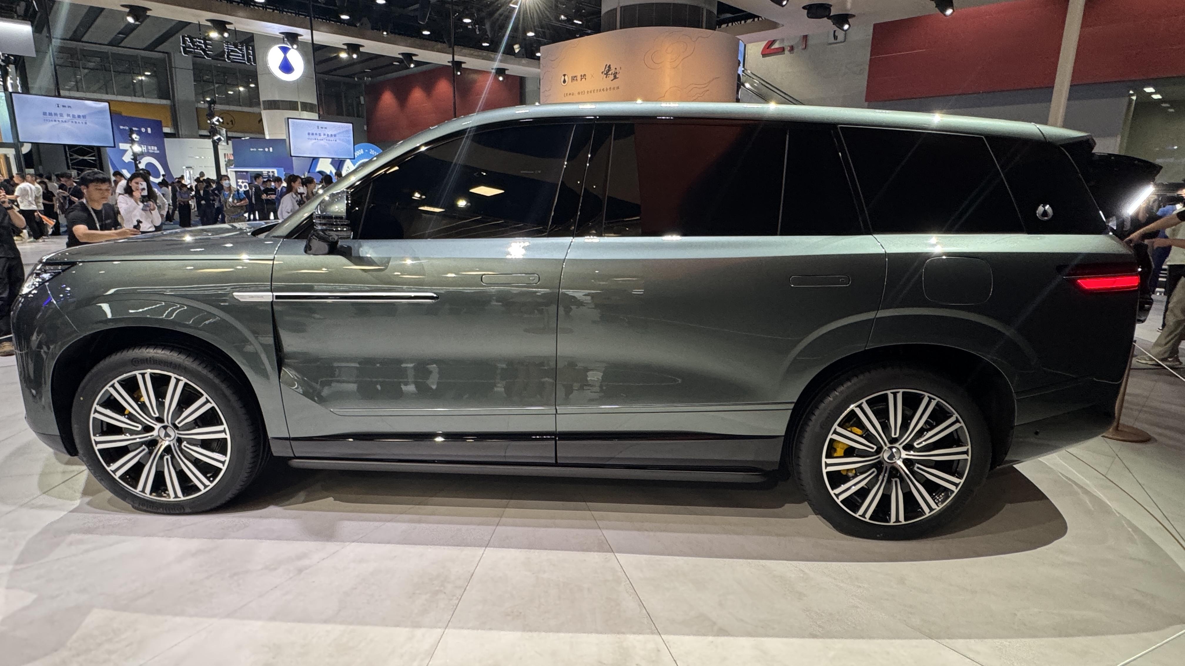 搭載易三方技術(shù)平臺(tái)！騰勢旗艦SUV N9在廣州車展正式亮相