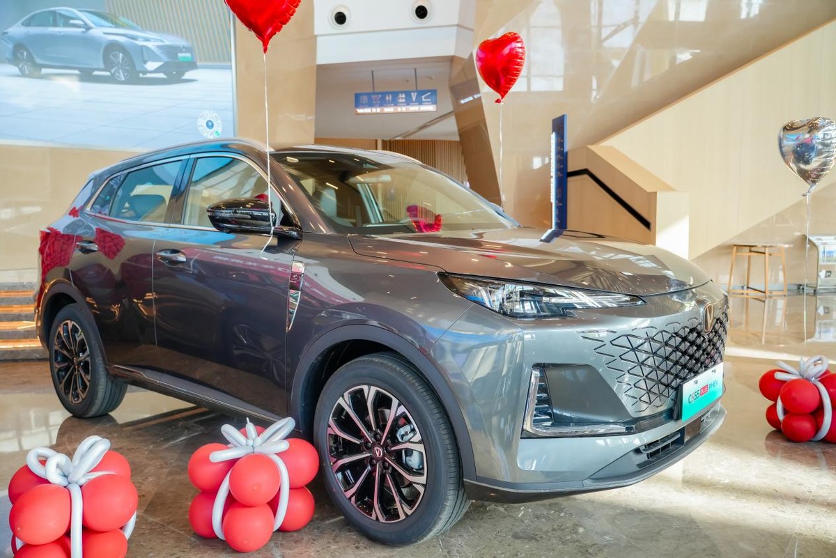 長安逸動PHEV & CS55PLUS PHEV 加電雙車登陸天津