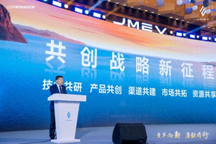 12.98萬/6.28萬起，羿馳05&易至EV3 PLUS開啟安全出行新范式