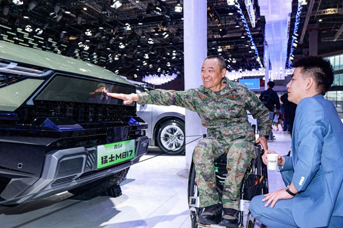 退伍老兵點贊東風猛士M817！穿越半個世紀，東風軍車基因薪火相傳