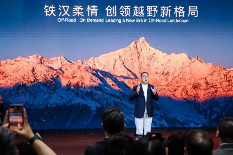 坦克品牌集結(jié)最強(qiáng)產(chǎn)品矩陣，高能亮相2025上海車展